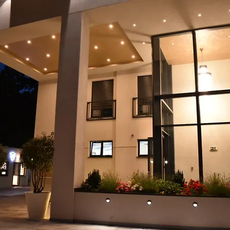 Apartment Lux Crnjanski Iv, *