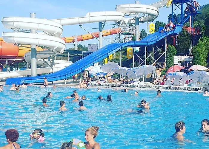 Lux Crnjanski Iv, * Jagodina