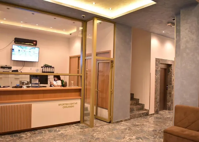 Lux Crnjanski Iv, Appartement *