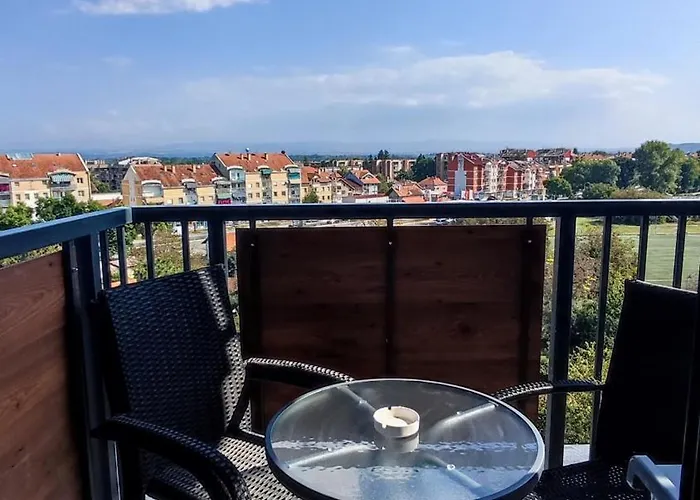 Lux Crnjanski Iv, Appartement Jagodina