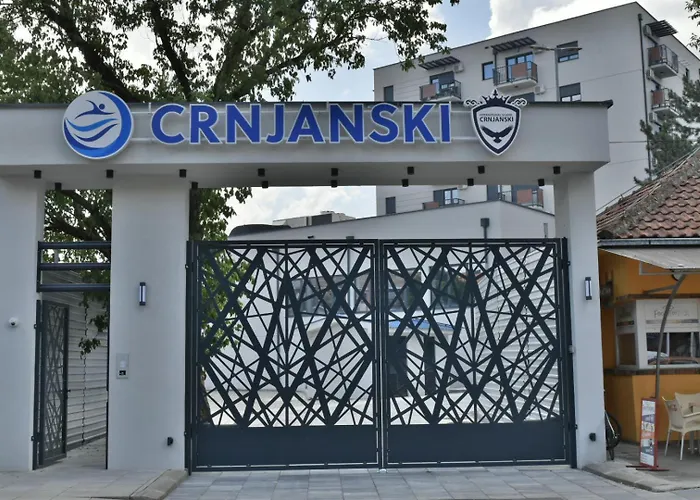 Lux Crnjanski Iv, * Jagodina