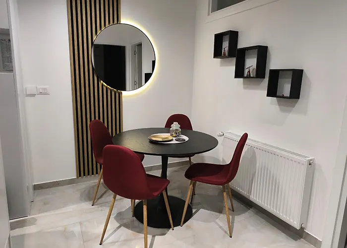 Lux Crnjanski Iv, * Jagodina